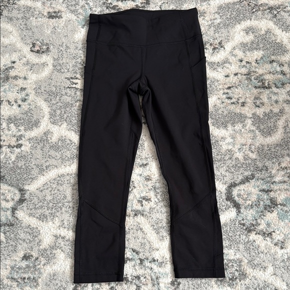 Lululemon Pace Rival Crop *Full-On Luxtreme 22" - Picture 1 of 9